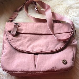 Lululemon All Night Festive Bag